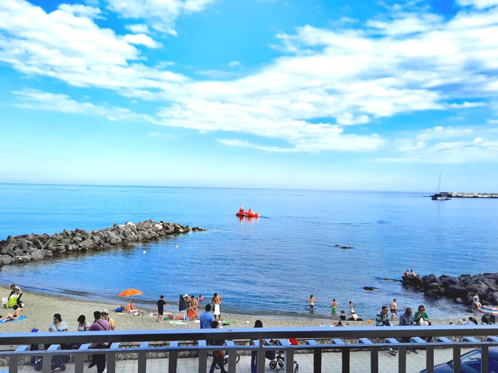 Apartamento Arcadia Golden Bay Giardini-Naxos Exterior foto